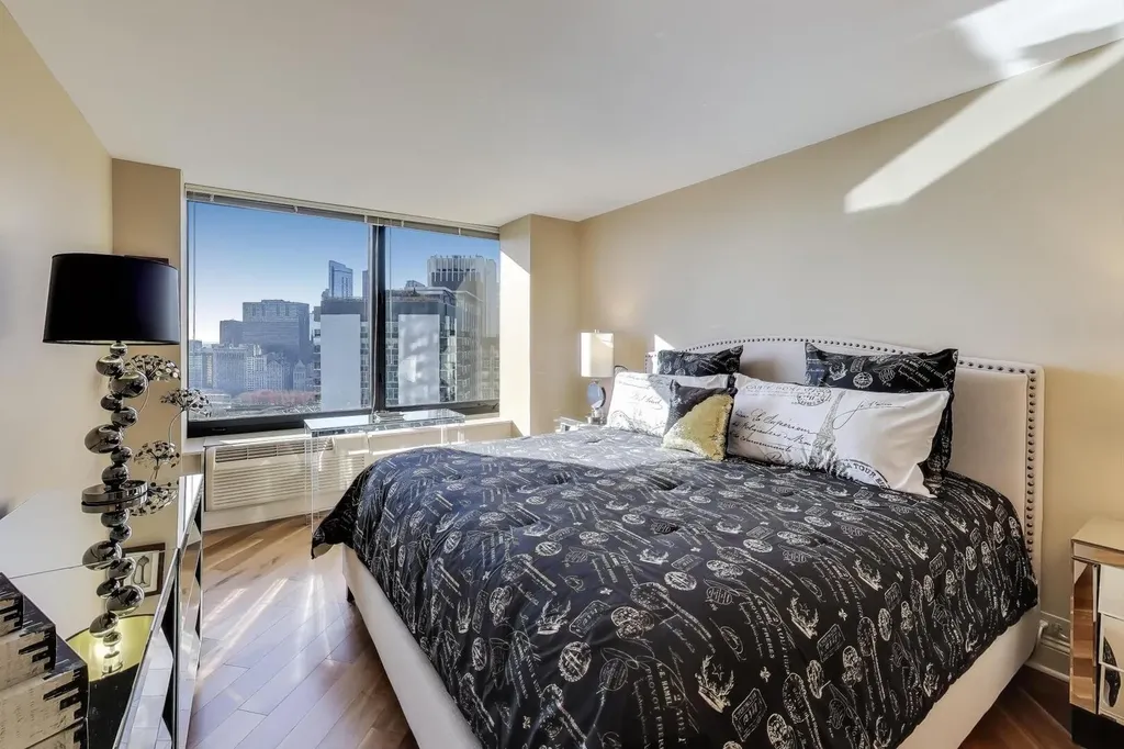 155 North Harbor Drive Chicago IL 60601