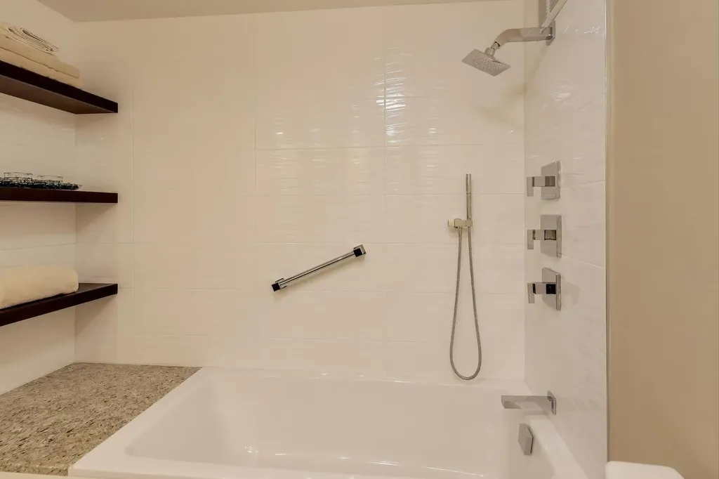 155 North Harbor Drive Chicago IL 60601