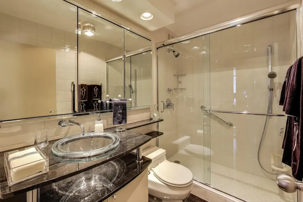 155 North Harbor Drive Chicago IL 60601