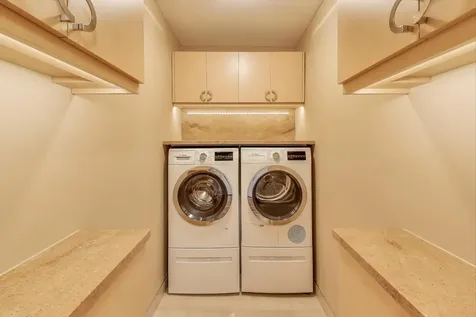 155 North Harbor Drive Chicago IL 60601