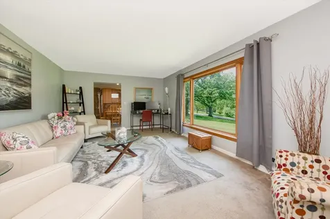 1196 Nottingham Lane Elgin IL 60120