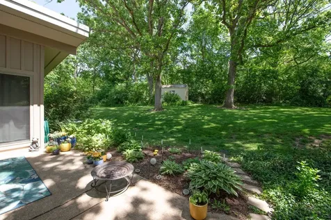 1196 Nottingham Lane Elgin IL 60120