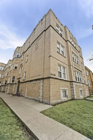 6319 North Sacramento Avenue Chicago IL 60659