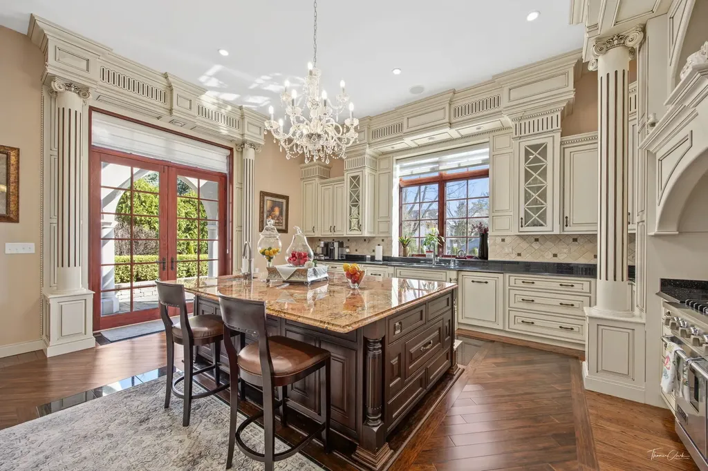 3015 Lincoln Road Oak Brook IL 60523