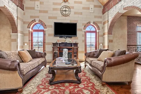 3015 Lincoln Road Oak Brook IL 60523