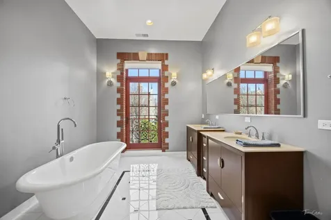 3015 Lincoln Road Oak Brook IL 60523