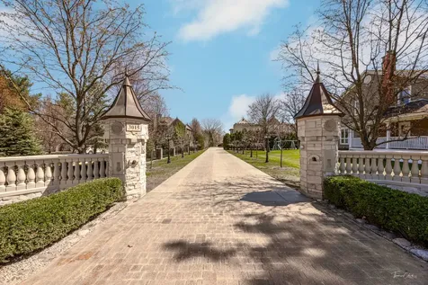 3015 Lincoln Road Oak Brook IL 60523