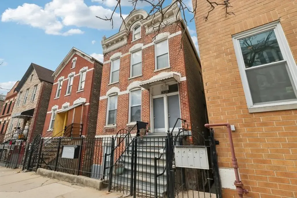 1908 South Loomis Street Chicago IL 60608