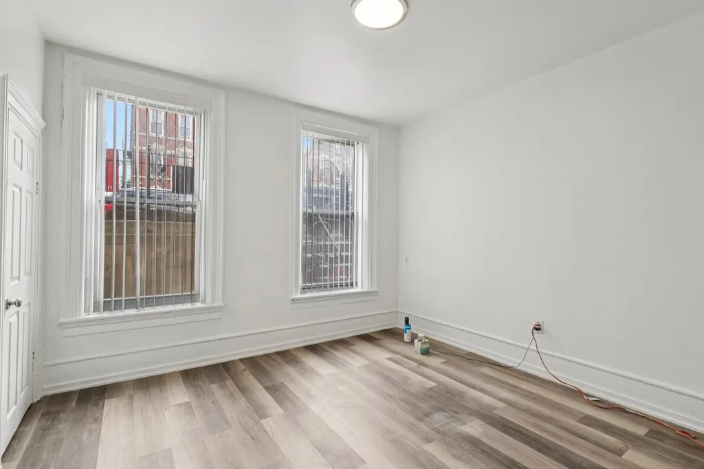 1908 South Loomis Street Chicago IL 60608