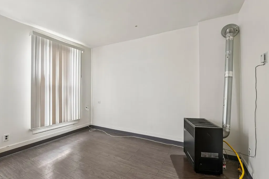 1908 South Loomis Street Chicago IL 60608