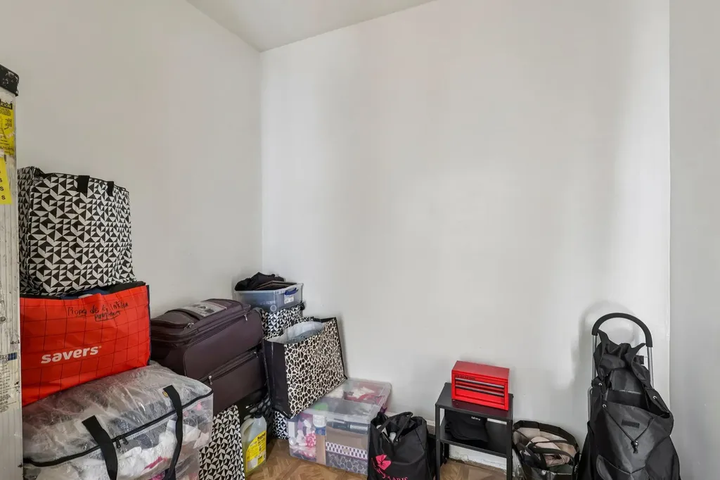 1908 South Loomis Street Chicago IL 60608
