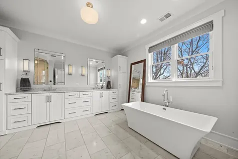 619 Jackson Avenue River Forest IL 60305