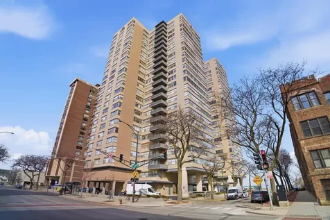 6301 North Sheridan Road Chicago IL 60660