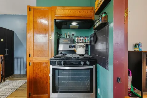 937 25TH Street Moline IL 61265
