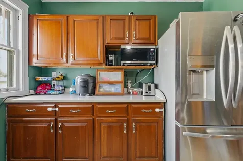 937 25TH Street Moline IL 61265