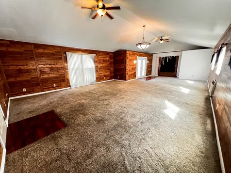 21604 Fox Drive Carlyle IL 62231