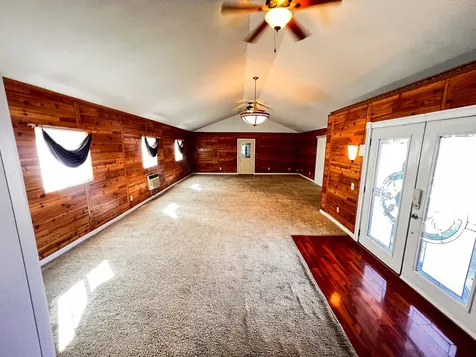 21604 Fox Drive Carlyle IL 62231