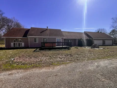 21604 Fox Drive Carlyle IL 62231