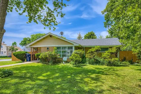 8856 South Washtenaw Avenue Evergreen Park IL 60805