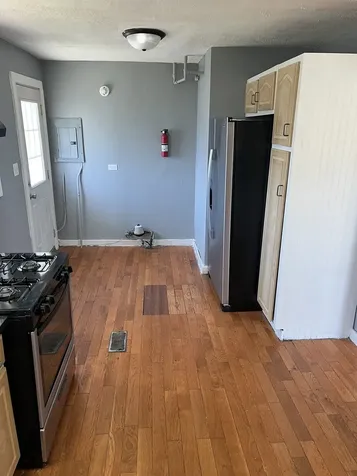8856 South Washtenaw Avenue Evergreen Park IL 60805