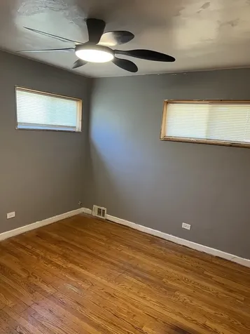 8856 South Washtenaw Avenue Evergreen Park IL 60805