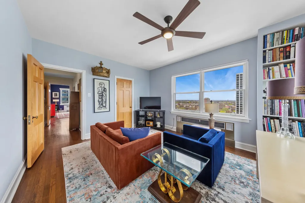 4300 North Marine Drive Chicago IL 60613
