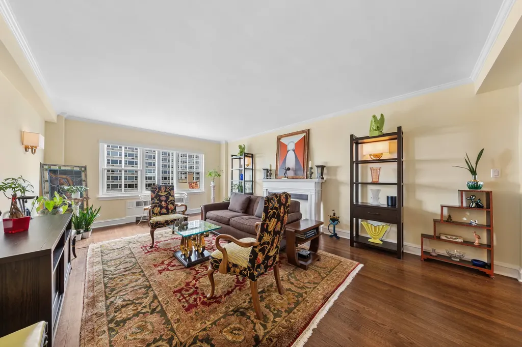 4300 North Marine Drive Chicago IL 60613