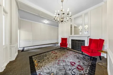 4300 North Marine Drive Chicago IL 60613