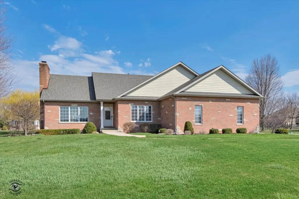 1138 Game Trail S Bourbonnais IL 60914
