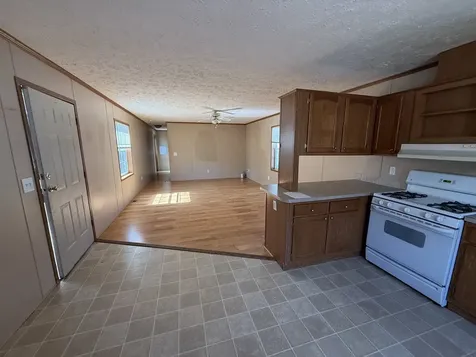 1712 South Dixie Highway Crete IL 60417