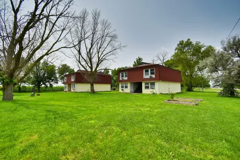 201-207 South Maple Street Toluca IL 61369