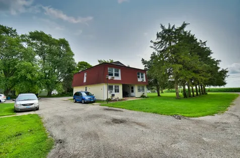 201-207 South Maple Street Toluca IL 61369