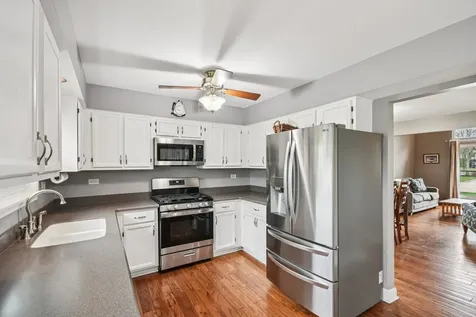 4425 Castlebar Lane Hanover Park IL 60133