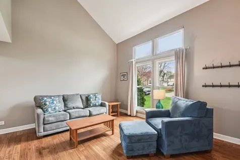 4425 Castlebar Lane Hanover Park IL 60133