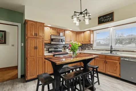 324 South Sangamon Avenue Gibson City IL 60936