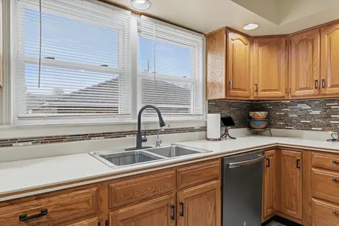 324 South Sangamon Avenue Gibson City IL 60936