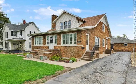 324 South Sangamon Avenue Gibson City IL 60936