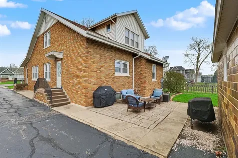 324 South Sangamon Avenue Gibson City IL 60936