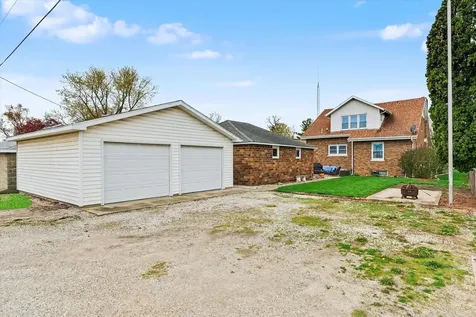 324 South Sangamon Avenue Gibson City IL 60936