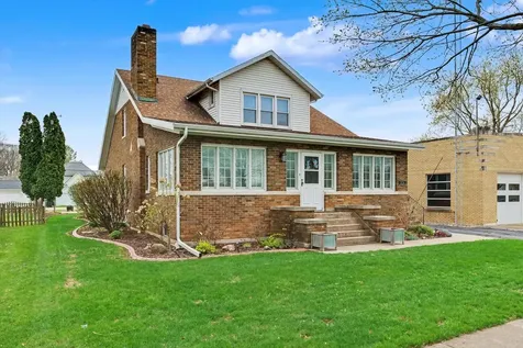 324 South Sangamon Avenue Gibson City IL 60936