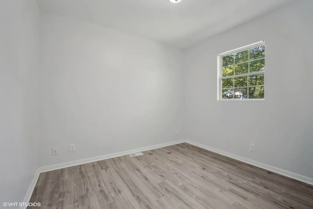 39477 North Hickory Avenue Antioch IL 60002