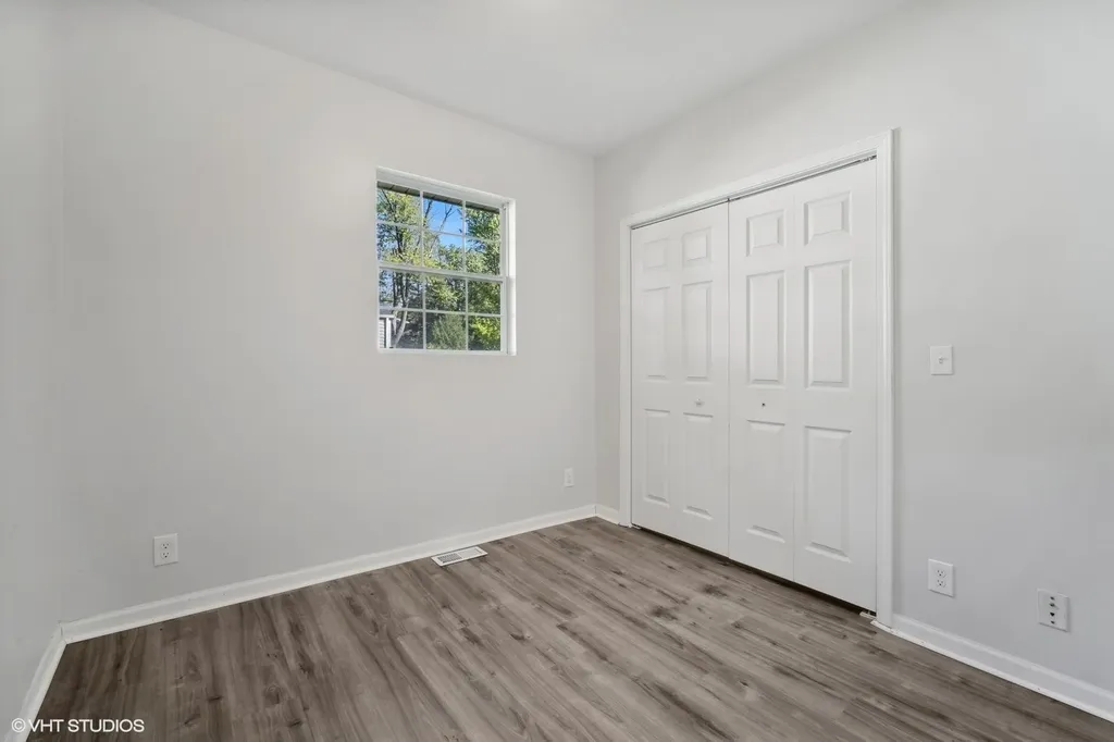 39477 North Hickory Avenue Antioch IL 60002