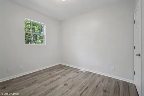 39477 North Hickory Avenue Antioch IL 60002