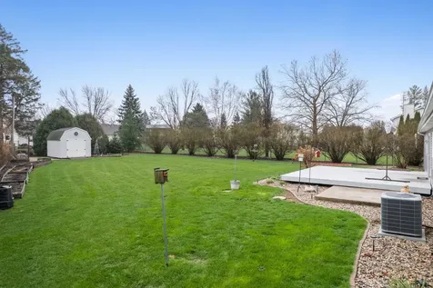 537 Erma Drive Lake Holiday IL 60552