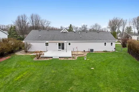 537 Erma Drive Lake Holiday IL 60552