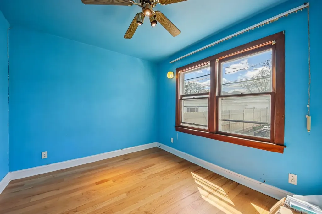 3832 North Oak Park Avenue Chicago IL 60634