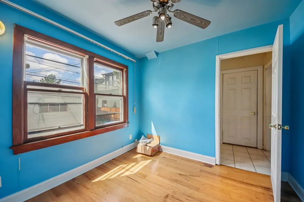 3832 North Oak Park Avenue Chicago IL 60634