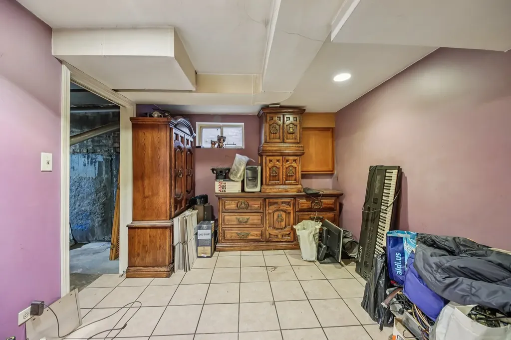 3832 North Oak Park Avenue Chicago IL 60634