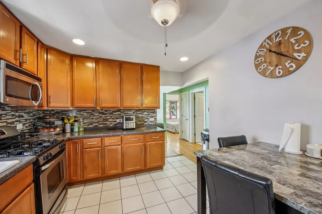 3832 North Oak Park Avenue Chicago IL 60634