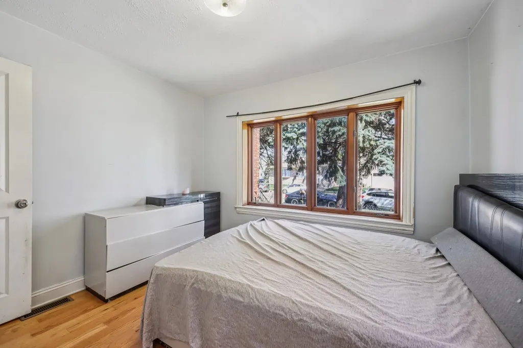 3832 North Oak Park Avenue Chicago IL 60634